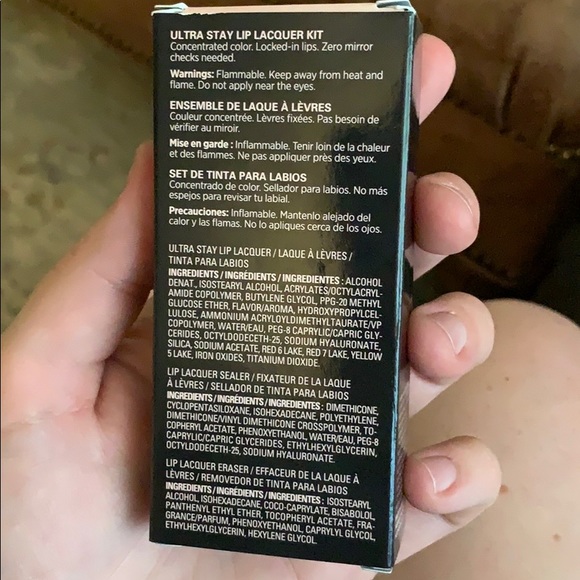 Mary Kay Lip Lacquer kit Rose - Picture 2 of 4